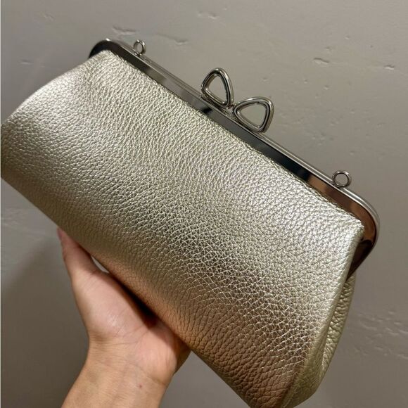 Gold Togo Cowhide Calfskin Handmade “Bow” Shaped Kisslock Baguette Bag/Crossbody - Picture 13 of 16